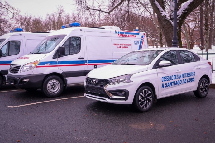 Александр Беглов: Петербург отправит на Кубу три машины скорой помощи и автомобиль «Лада Искра»