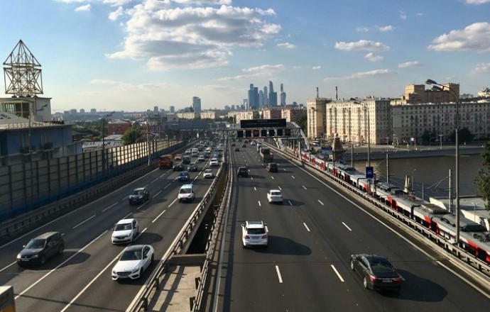 Дептранс Москвы заявил о значительном повышении безопасности столичных автодорог