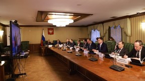 Александр Новак провёл заседание штаба по ситуации на рынке нефтепродуктов
