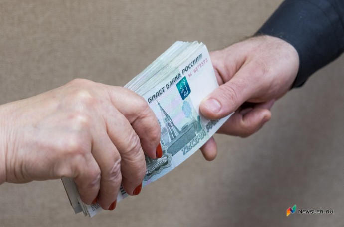 В Кирове у чиновницы требуют через суд изъять более 5 млн рублей В Кирове у чиновницы требуют через суд изъять более 5 млн рублей