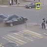 В Ярославской области при столкновении двух легковушек две девушки-пешехода еле успели отпрыгнуть