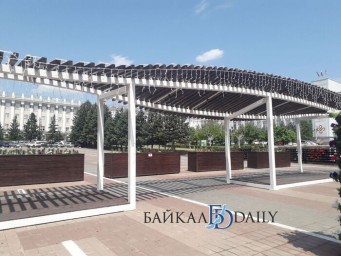 Улан-удэнцев обеспокоило исчезновение качелей с площади Советов