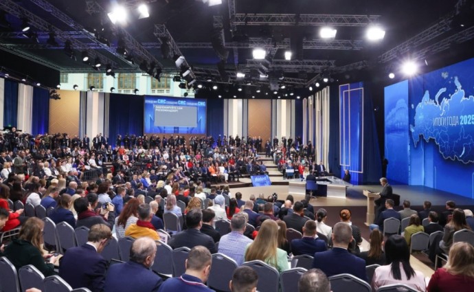 Владимир Путин ответил на вопрос победителя конкурса «Директор года России – 2025»