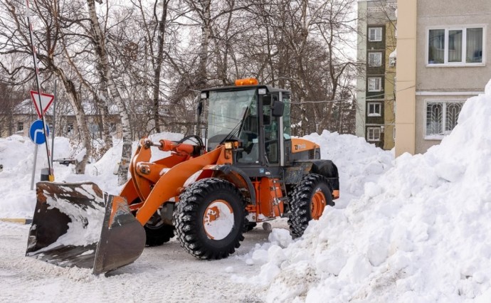 На полигоны Южно-Сахалинска было вывезено более 68 000 кубометров снега