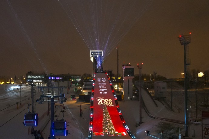 Сергей Собянин: На Воробьевых горах открылся большой лыжный трамплин