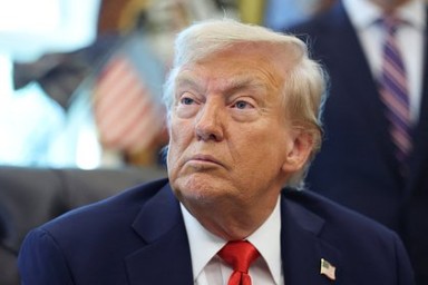 Пошлины Трампа повлияли на отправку посылок из России