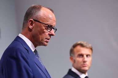 Выпады Мерца и Макрона в адрес России объяснили