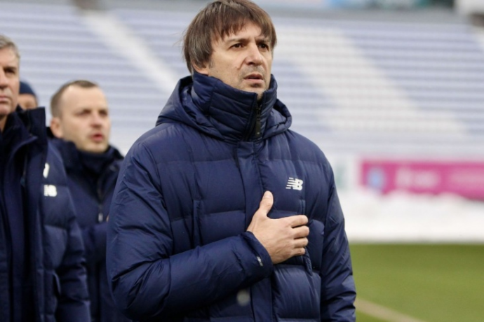 Киевское "Динамо" уволило Шовковского с поста главного тренера Киевское "Динамо" уволило Шовковского с поста главного тренера