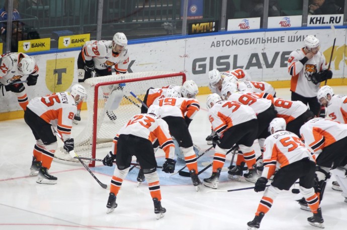 Амур – Локомотив: прямая трансляция, где смотреть матч онлайн 4 декабря