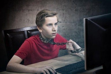 Германия — Режь, страдай, молчи!