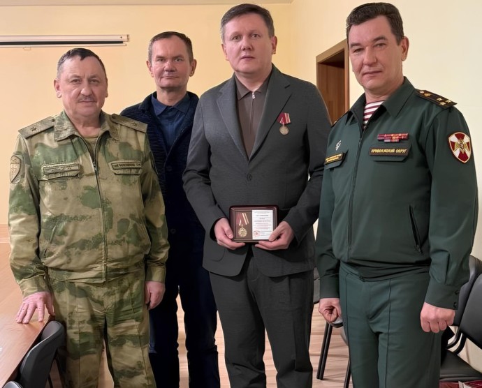 Гендиректор Группы «Сельмаш» Александр Чурин удостоен ведомственных наград Гендиректор Группы «Сельмаш» Александр Чурин удостоен ведомственных наград