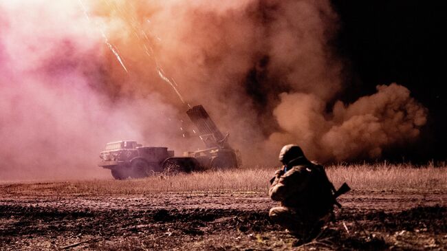 Киев нанес ракетный удар по гражданским объектам в глубине России Киев нанес ракетный удар по гражданским объектам в глубине России