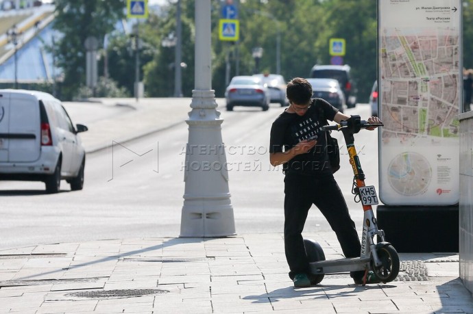 Более 5,4 тыс. нарушений правил использования СИМ выявили с начала года