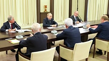 Путин поблагодарил "Единую Россию" за поддержку решений по СВО