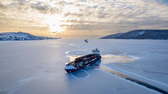 FESCO завершает доставку грузов на Чукотку дополнительным рейсом FESCO завершает доставку грузов на Чукотку дополнительным рейсом