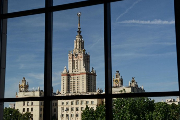 Платное обучение в крупнейших вузах России значительно выросло в цене