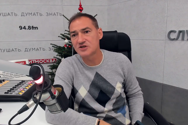 Роман Бабаян предложил использовать парковки московских ТЦ для автомобилей местных жителей