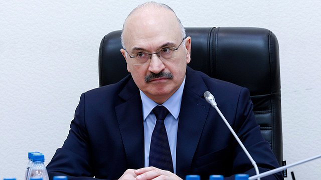 Сергей Кабышев провел встречу с победителями межвузовского конкурса студенческих научных работ