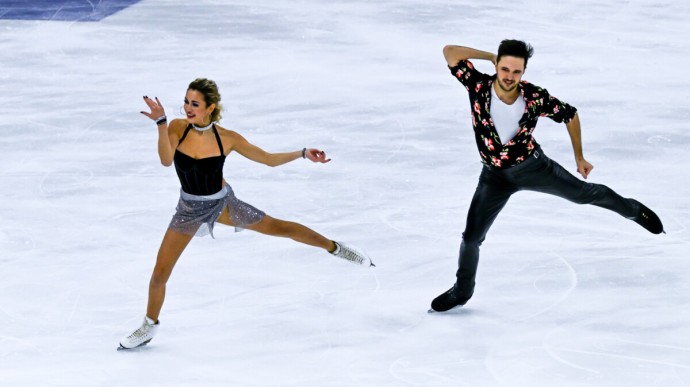 Базин объяснил, почему российские фигуристы не идут судиться с ISU в CAS Базин объяснил, почему российские фигуристы не идут судиться с ISU в CAS