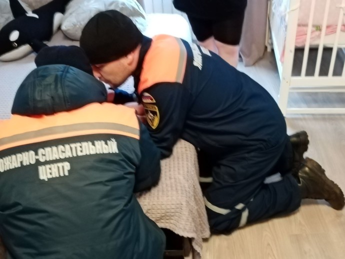 В Пензе нательная цепочка ребенка стала поводом для вызова спасателей В Пензе нательная цепочка ребенка стала поводом для вызова спасателей