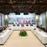 Переговоры между Россией и Украиной раскололи страны Запада