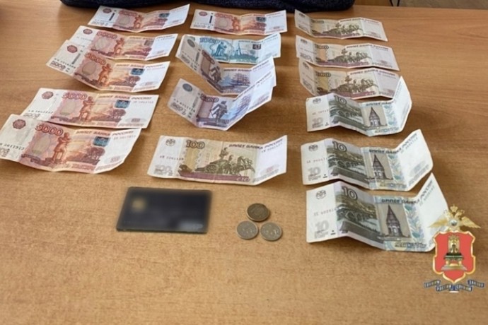 Подозреваемого в краже кошелька задержали на вокзале в Твери