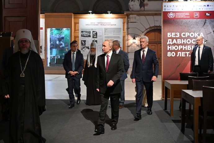 Посещение историко-документальнаой выставки «Великая Победа. Россия — моя история»