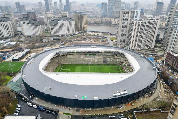 Завершаются работы по реконструкции стадиона «Торпедо»