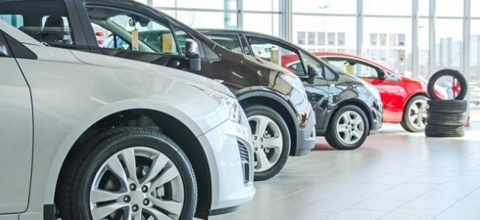 В России в 2,4 раза сократилась выдача автокредитов
