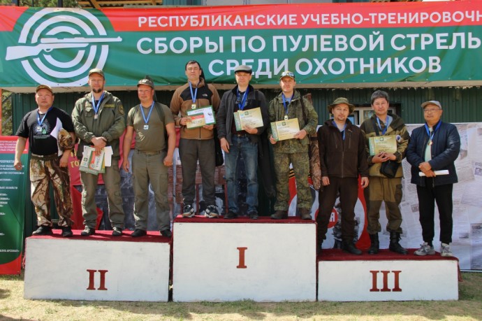 Охотники Бурятии соревновались на сборах по пулевой стрельбе