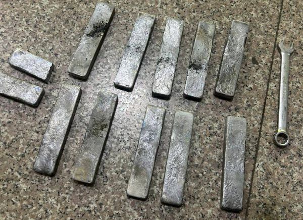 В Забайкалье иностранец замаскировал золото под свинец