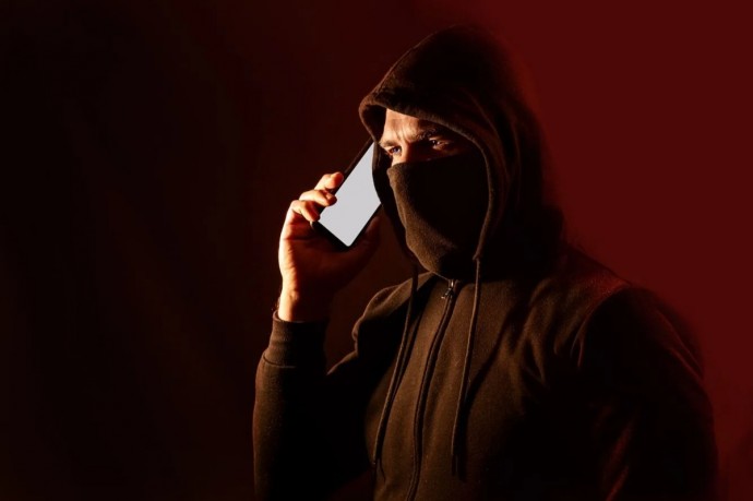 Бывший профессор МГУ покончил с собой после обмана мошенников