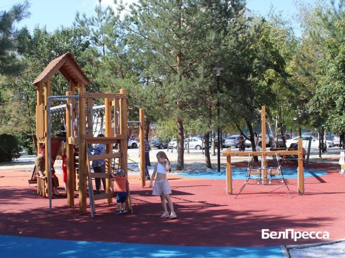 В Белгороде завершается благоустройство Почаевского сквера