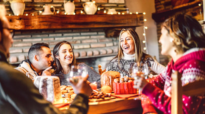 Россиянам объяснили, как выгодно продлить новогодние праздники Россиянам объяснили, как выгодно продлить новогодние праздники