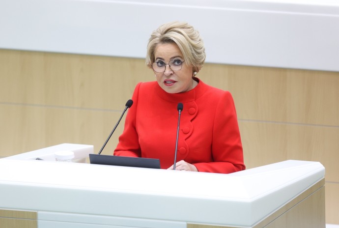 Матвиенко выступила против превращения семейной ипотеки в столичную Матвиенко выступила против превращения семейной ипотеки в столичную