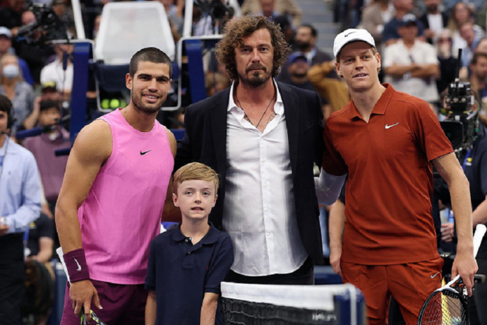 Фото: Марат Сафин провёл жеребьёвку финала US Open Синнер - Алькарас