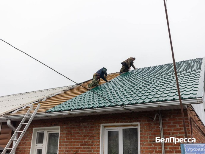 Вячеслав Гладков в очередной раз раскритиковал темпы восстановления разрушенного жилья