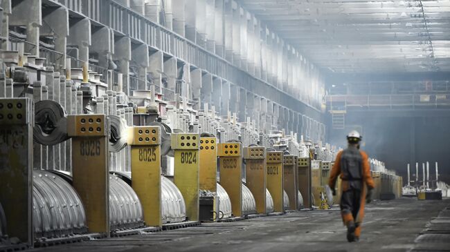 Крупнейший кремниевый завод России приостановит производство с 2026 года Крупнейший кремниевый завод России приостановит производство с 2026 года