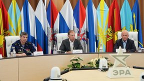 Денис Мантуров провёл стратегическую сессию по совершенствованию систем технического зрения вооружения