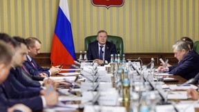 Виталий Савельев провёл совещание, посвящённое работе Московского авиаузла в период новогодних праздников Виталий Савельев провёл совещание, посвящённое работе Московского авиаузла в период новогодних праздников