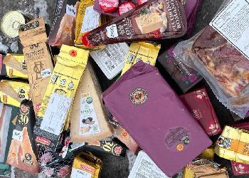 В Приамурье сожгли санкционные сыр и колбасу из Испании и Франции