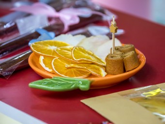 Польза или модный обман? Могут ли чипсы из овощей и фруктов стать здоровым перекусом