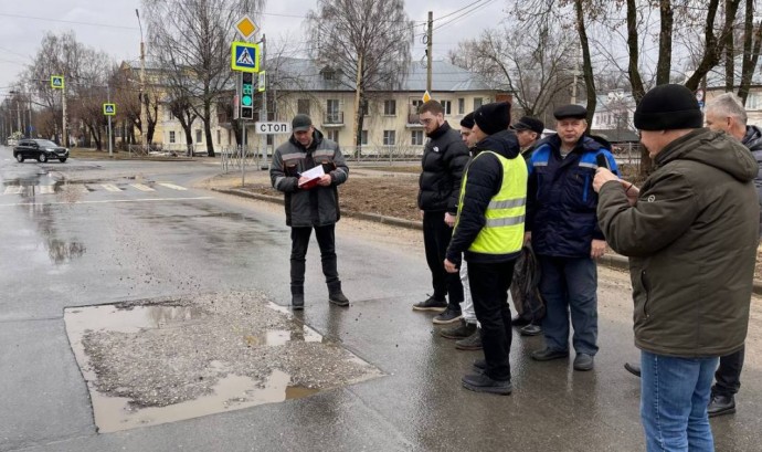 Опасные колодцы начали искать в Костроме Опасные колодцы начали искать в Костроме