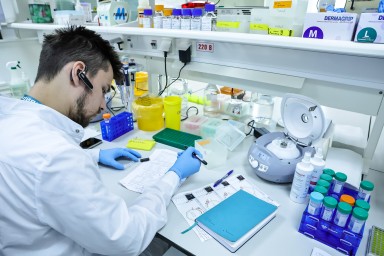 В СФ призвали создавать прозрачные карьерные маршруты для молодых учёных