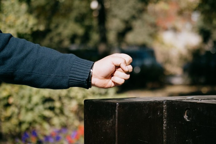 Под Пензой сын жестоко избил отца из-за денег на спиртное Под Пензой сын жестоко избил отца из-за денег на спиртное