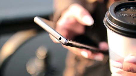 Вячеслав Володин запустил опрос на тему маркетплейсов