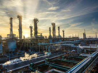 Внезапное решение ОПЕК+: 137 тысяч баррелей нефти вернутся на рынок