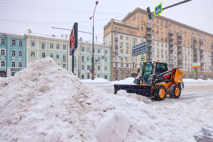 Снегопад в Москве продлится до вечера 25 февраля