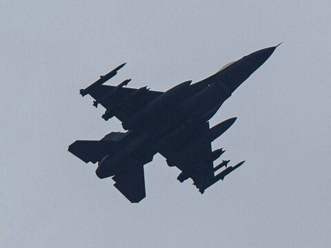 На Украине признали потерю второго F-16, его 21-летний пилот погиб