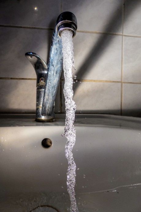 В Кирове аферисты предлагают ложную замену водных счетчиков В Кирове аферисты предлагают ложную замену водных счетчиков